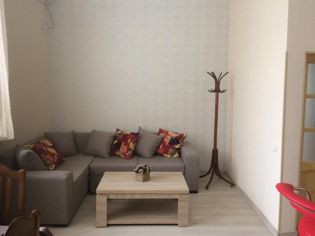 Modern Apartment Avlabari Tbilisi Eksteriør bilde